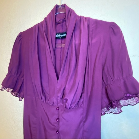 SCARLET DARKNESS Renaissance Goth Short Puff Sleeve Sweetheart Collar Corset Top - Picture 5 of 16